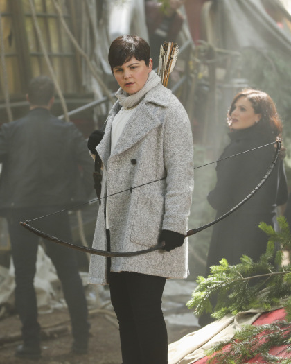 ONCE UPON A TIME - "The Savior" - As "Once Upon a Time" returns to ABC for its sixth season, SUNDAY, SEPTEMBER 25 (8:00-9:00 p.m. EDT), on the ABC Television Network, so does its classic villain-the Evil Queen. (ABC/Jack Rowand) GINNIFER GOODWIN